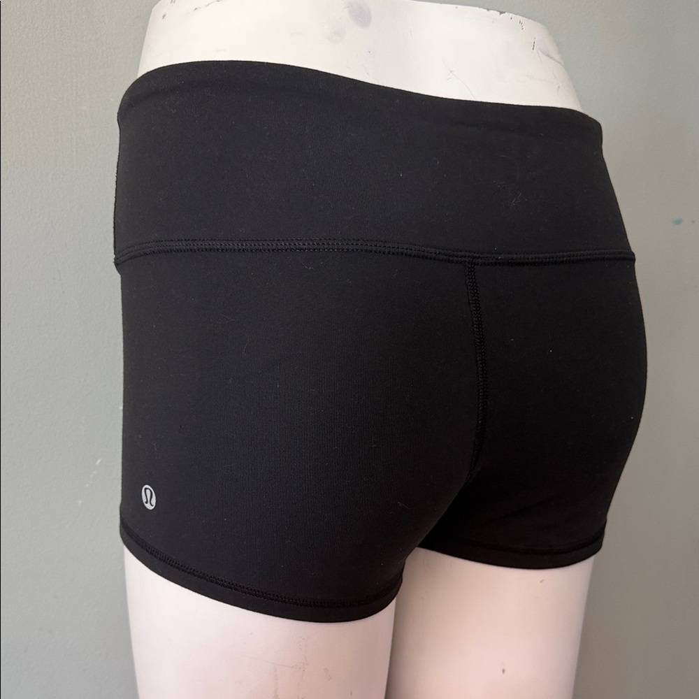 Lululemon size 8 Shorts